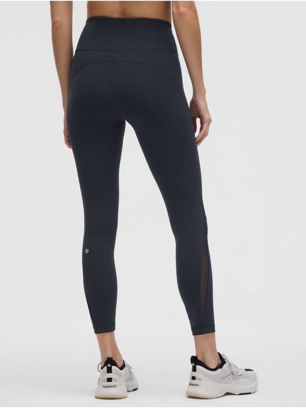 Lululemon Wunder Train Mesh Panel High-Rise Tight 25" | Size 2 - Picture 2 of 7